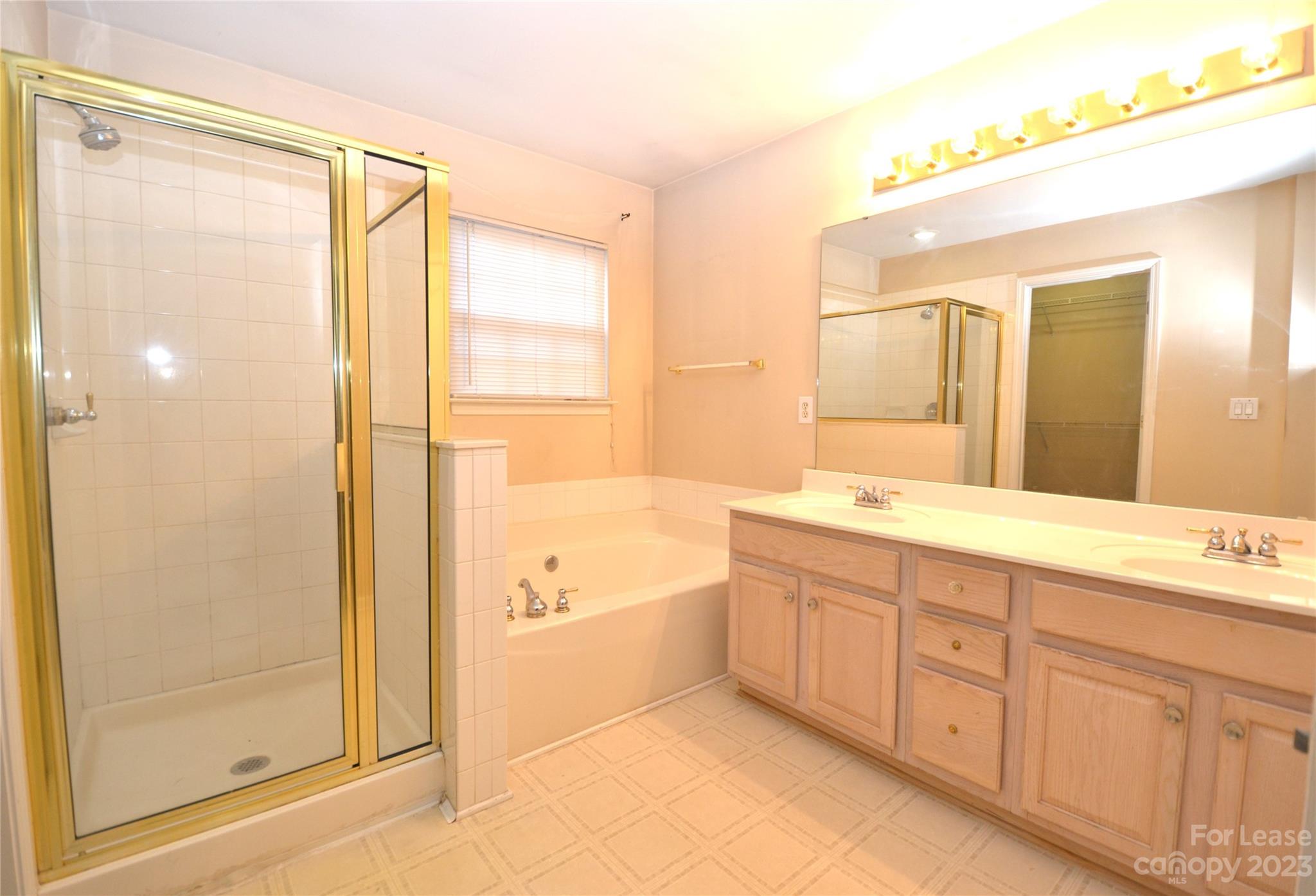 Mallard Creek Crossing - Residential Lease