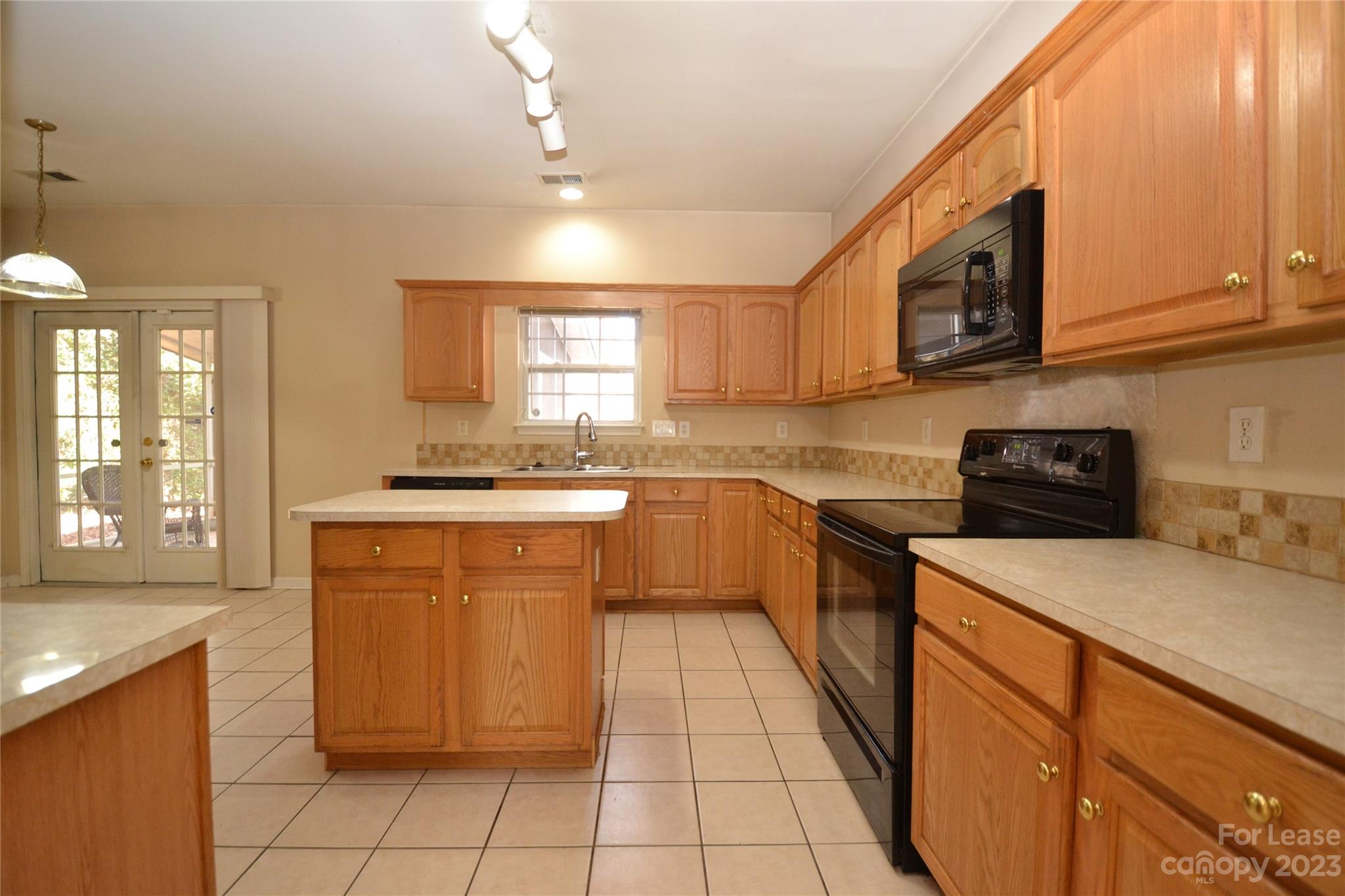 Mallard Creek Crossing - Residential Lease