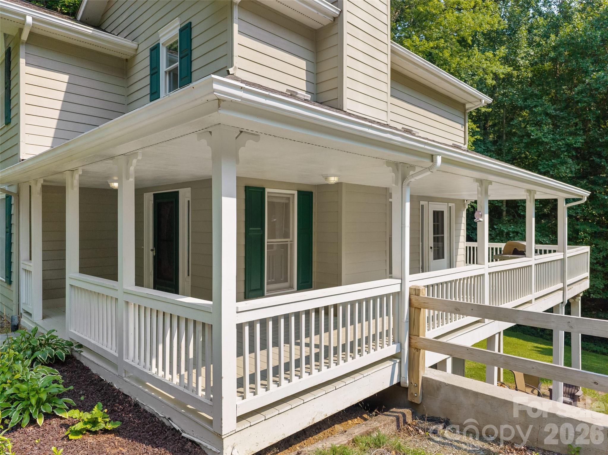 218 Junaluska Oaks Drive