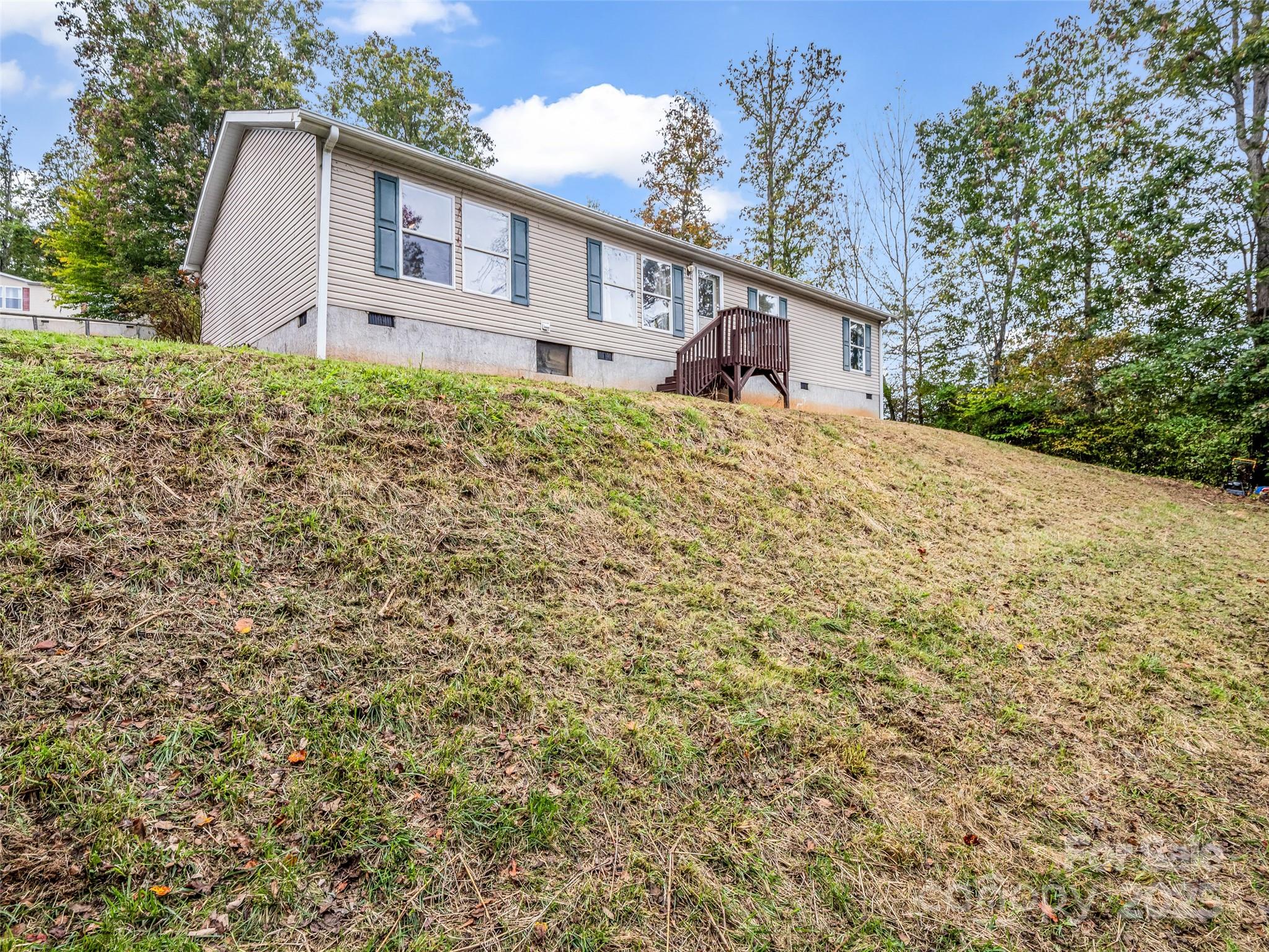 114 Leonards Lane