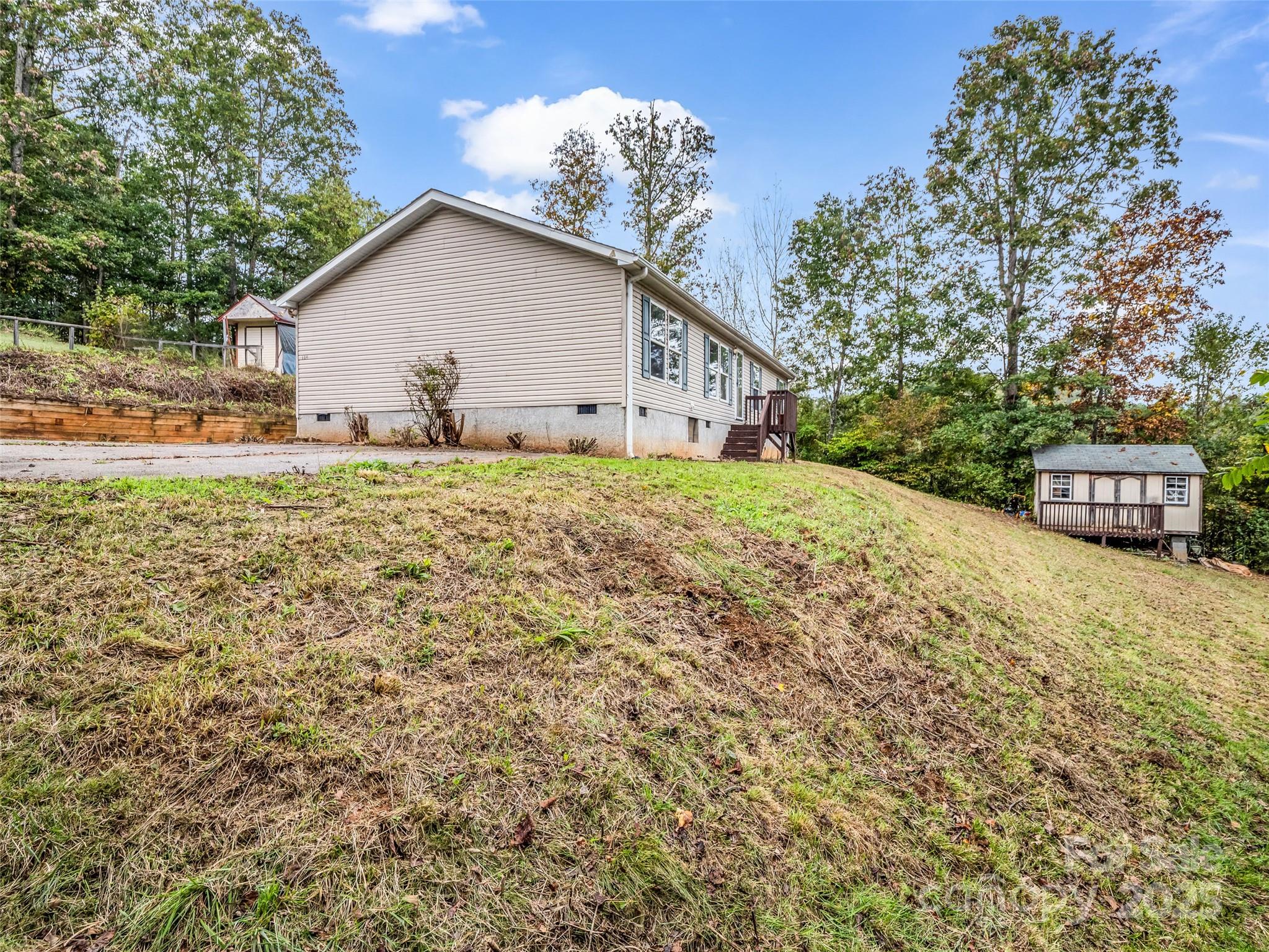 114 Leonards Lane
