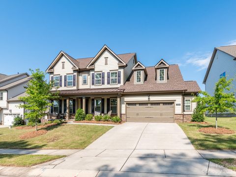 Photo of 17216 Saranita Lane, Charlotte, NC 28278 (MLS # 4042155)