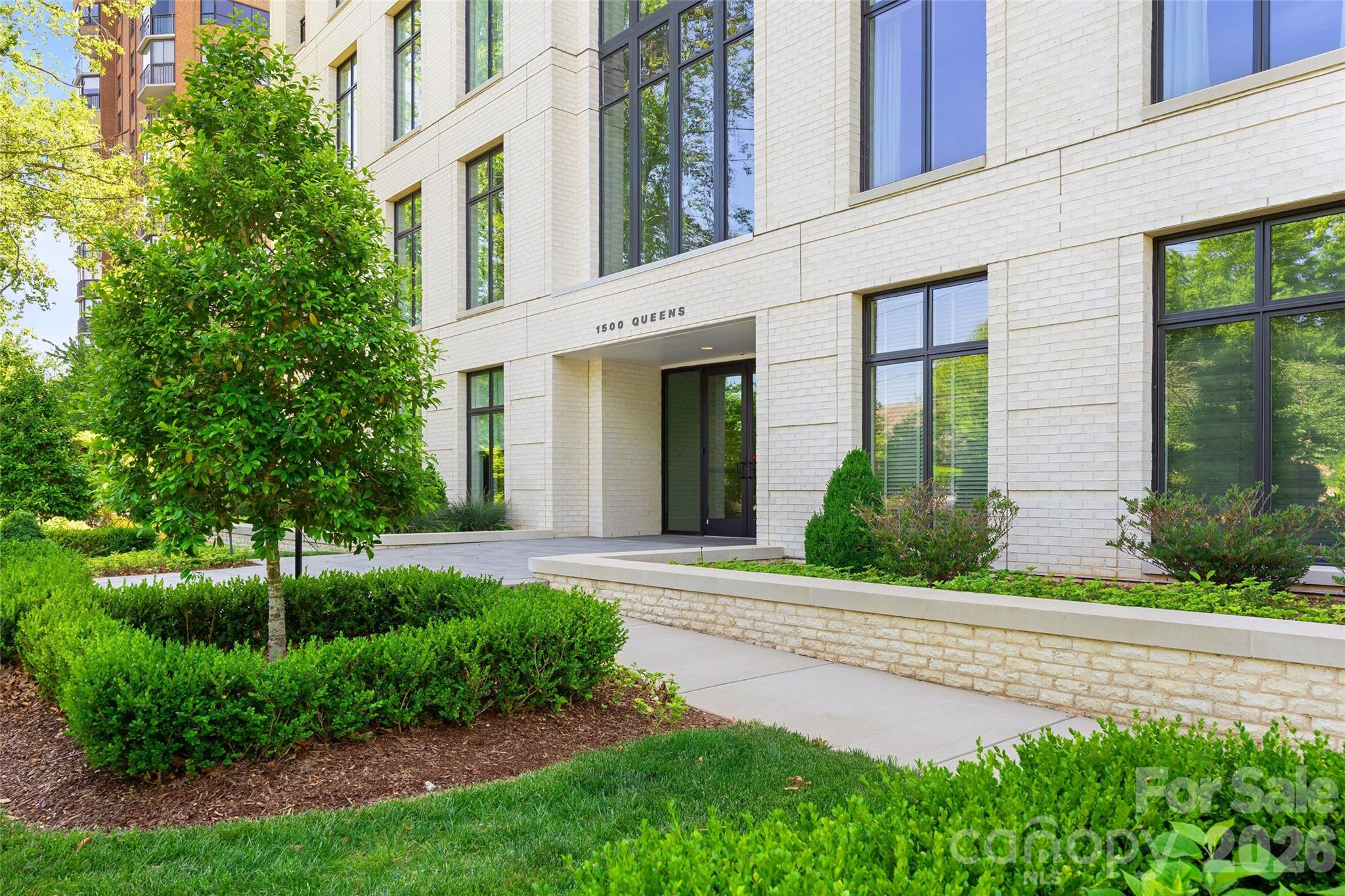 1500 Queens Road 104
