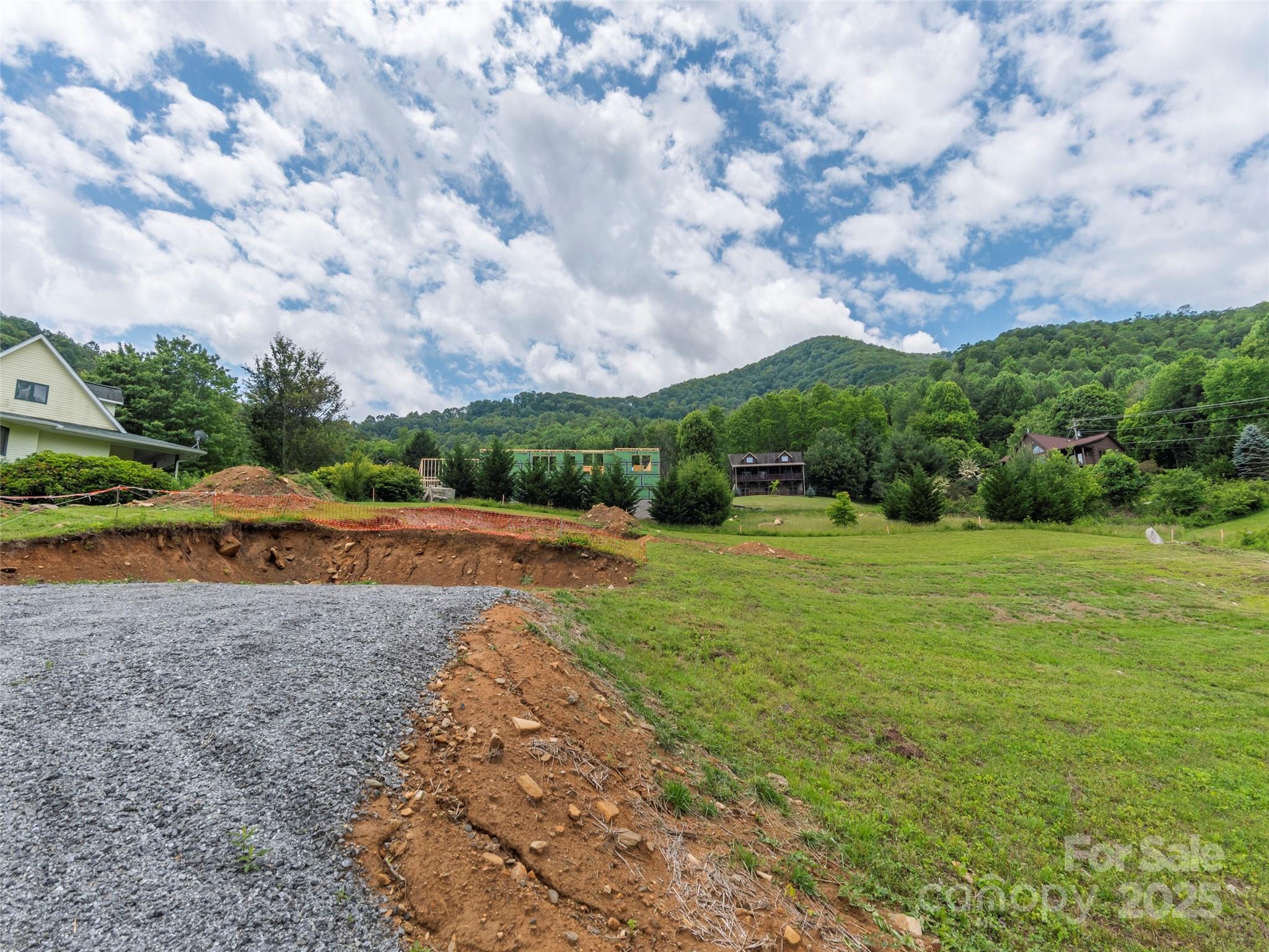 Carvers Crossing - Land