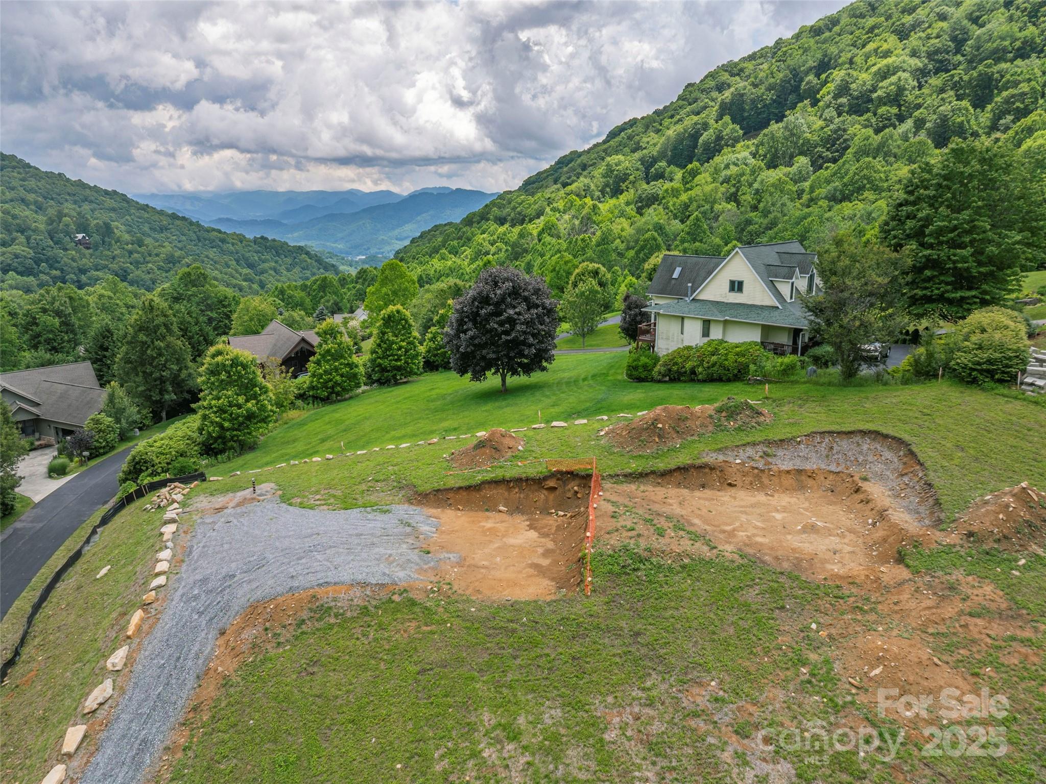 Carvers Crossing - Land