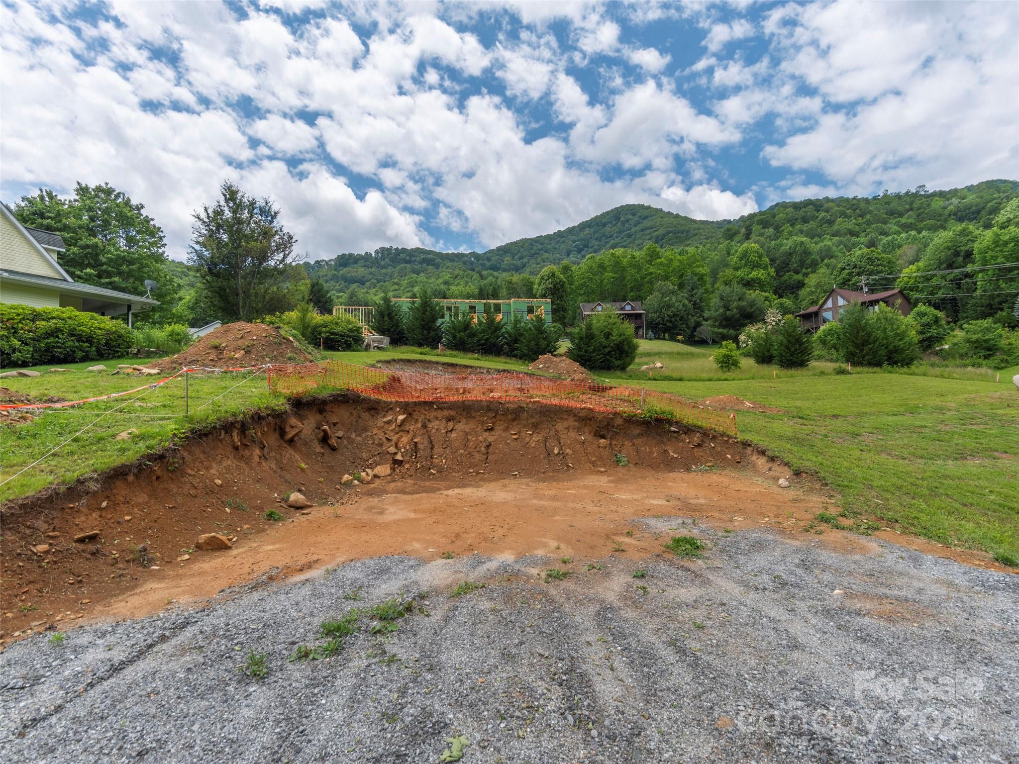 Carvers Crossing - Land