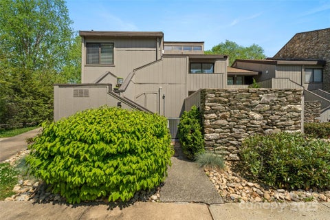 Photo for 5 Lakemoor Lane