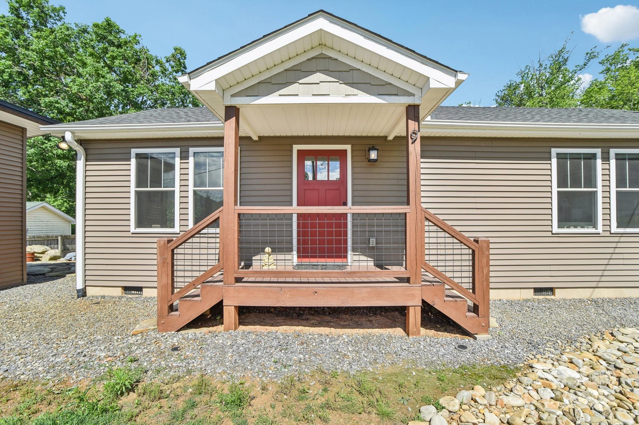 9 Circle Drive