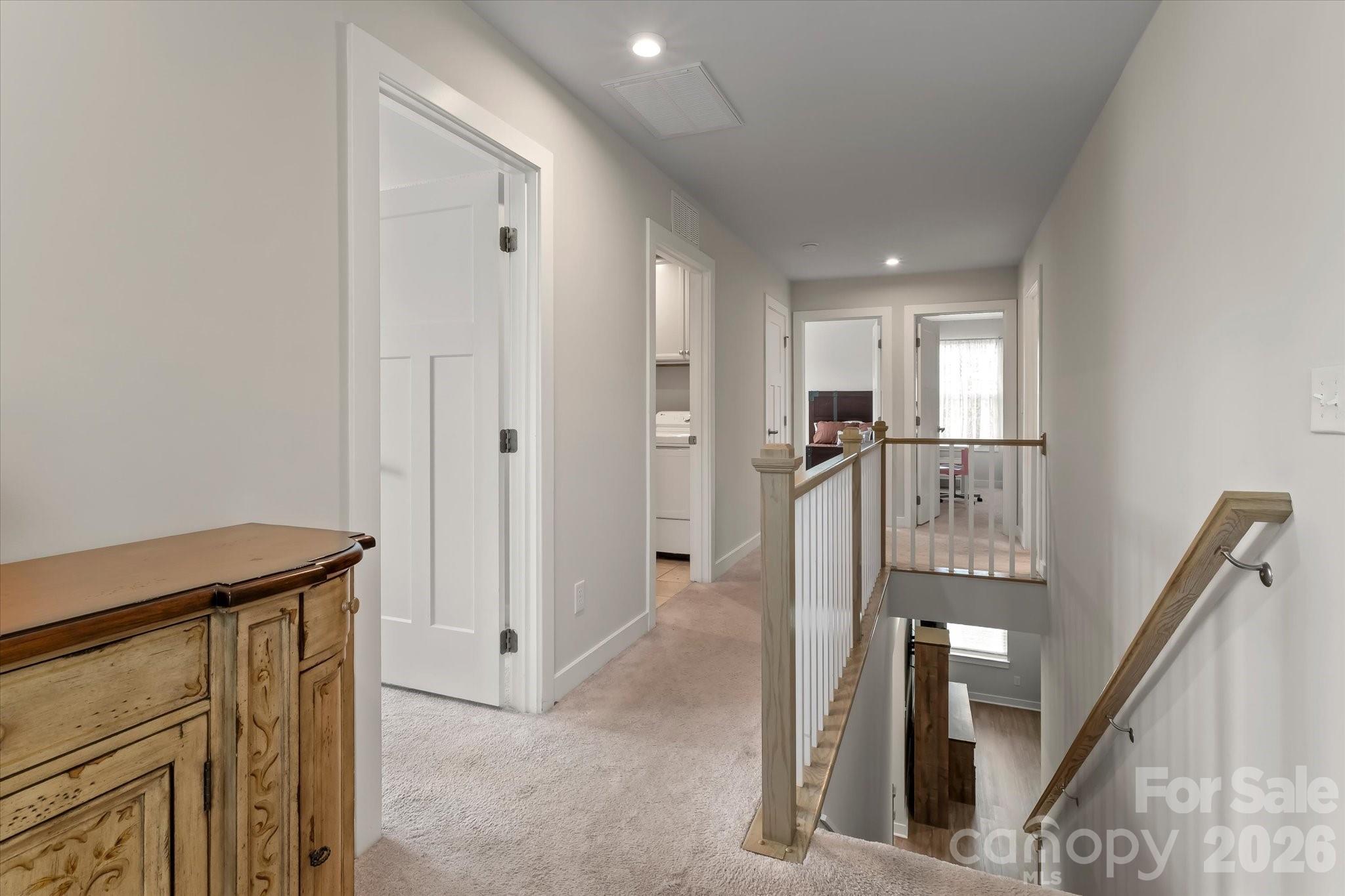 Holcomb Woods - Residential