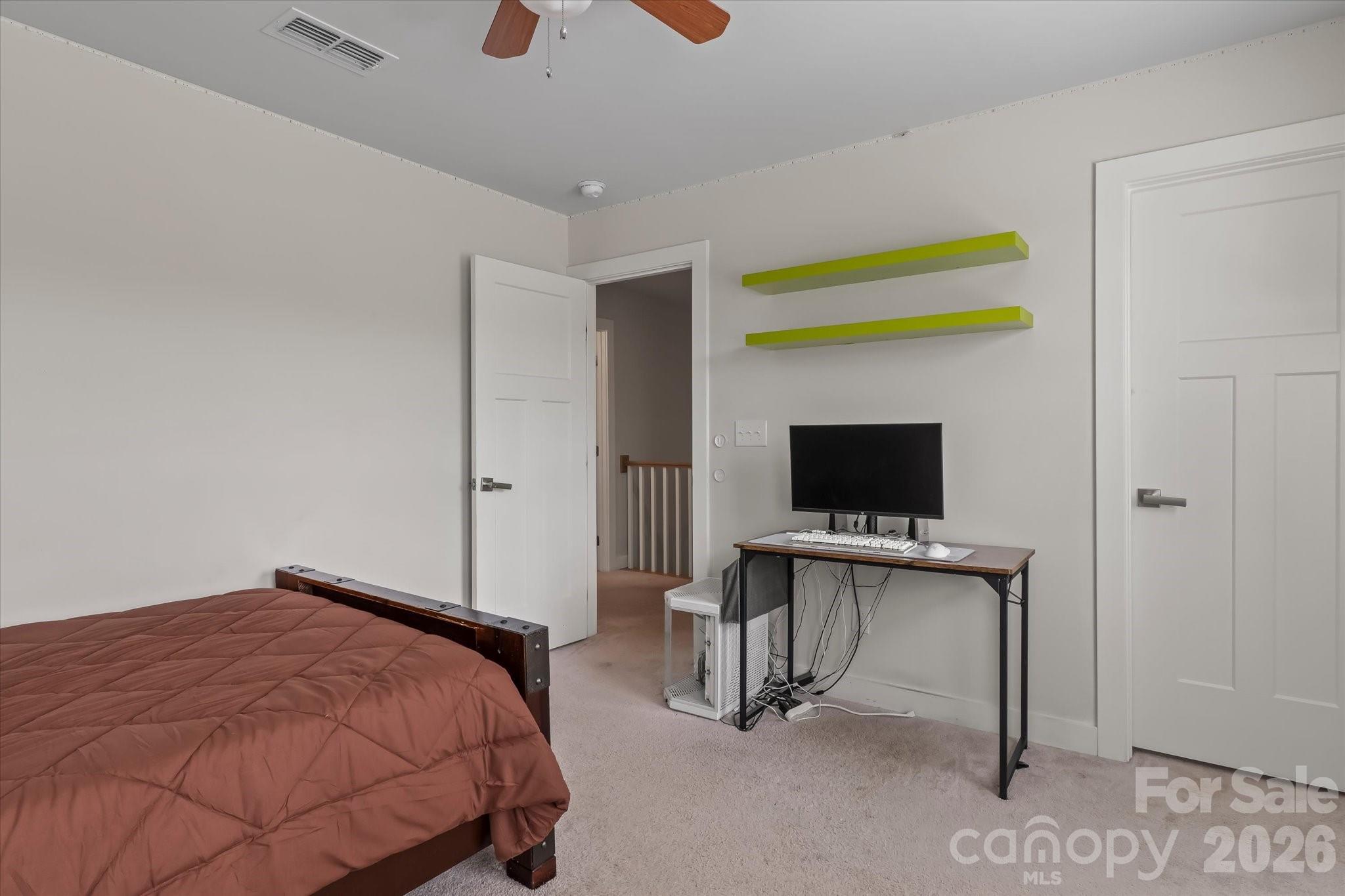 Holcomb Woods - Residential