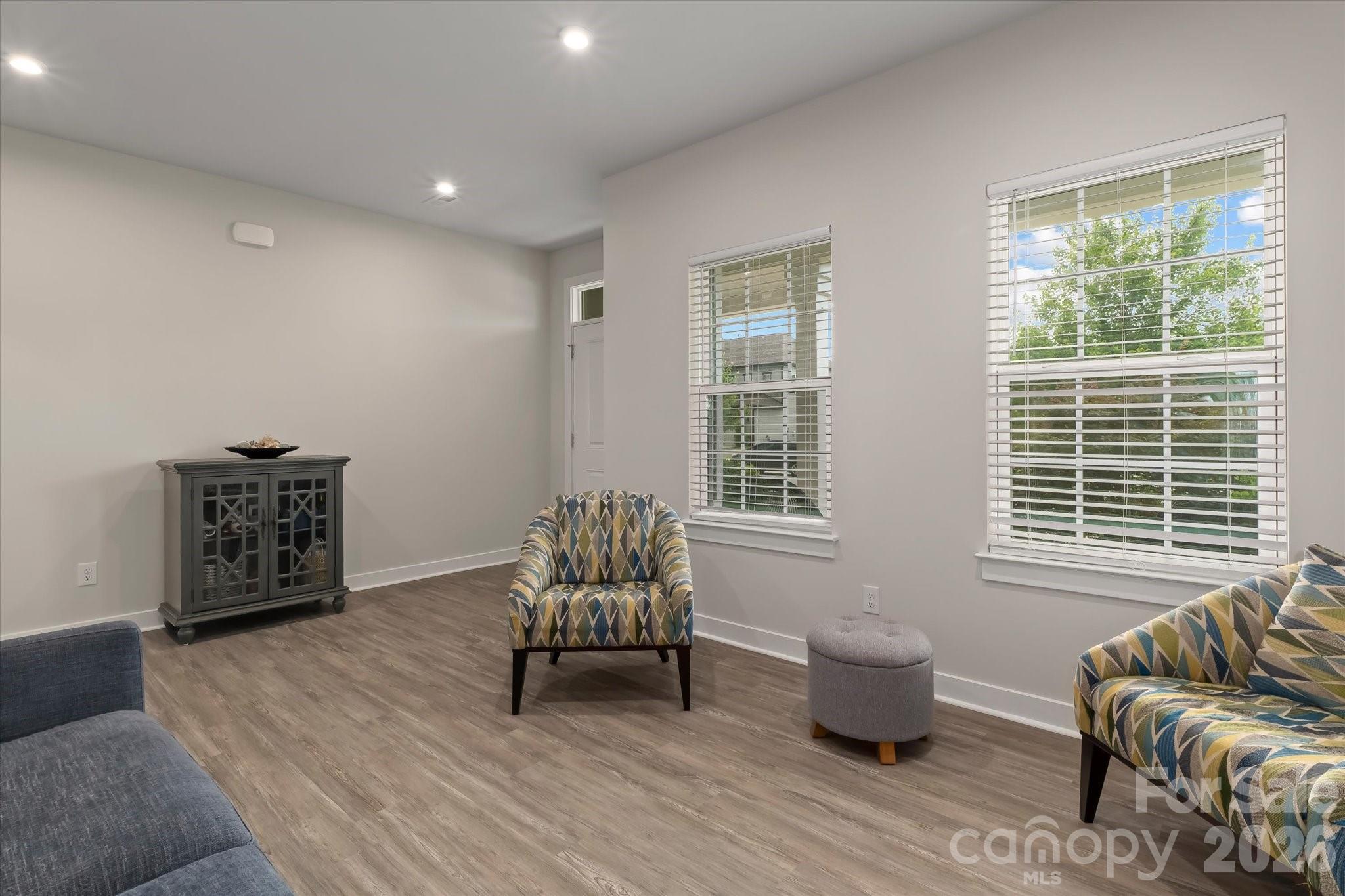 Holcomb Woods - Residential