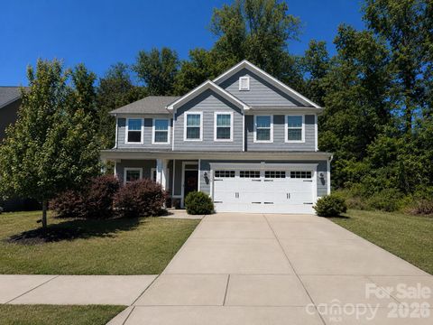 Photo of 10250 Paper Birch Drive, Charlotte, NC 28215 (MLS # 4379500)