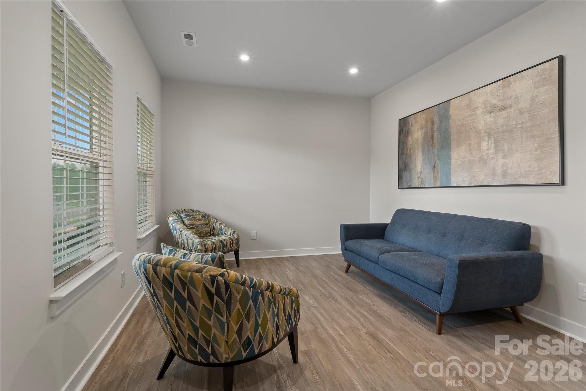 Holcomb Woods - Residential