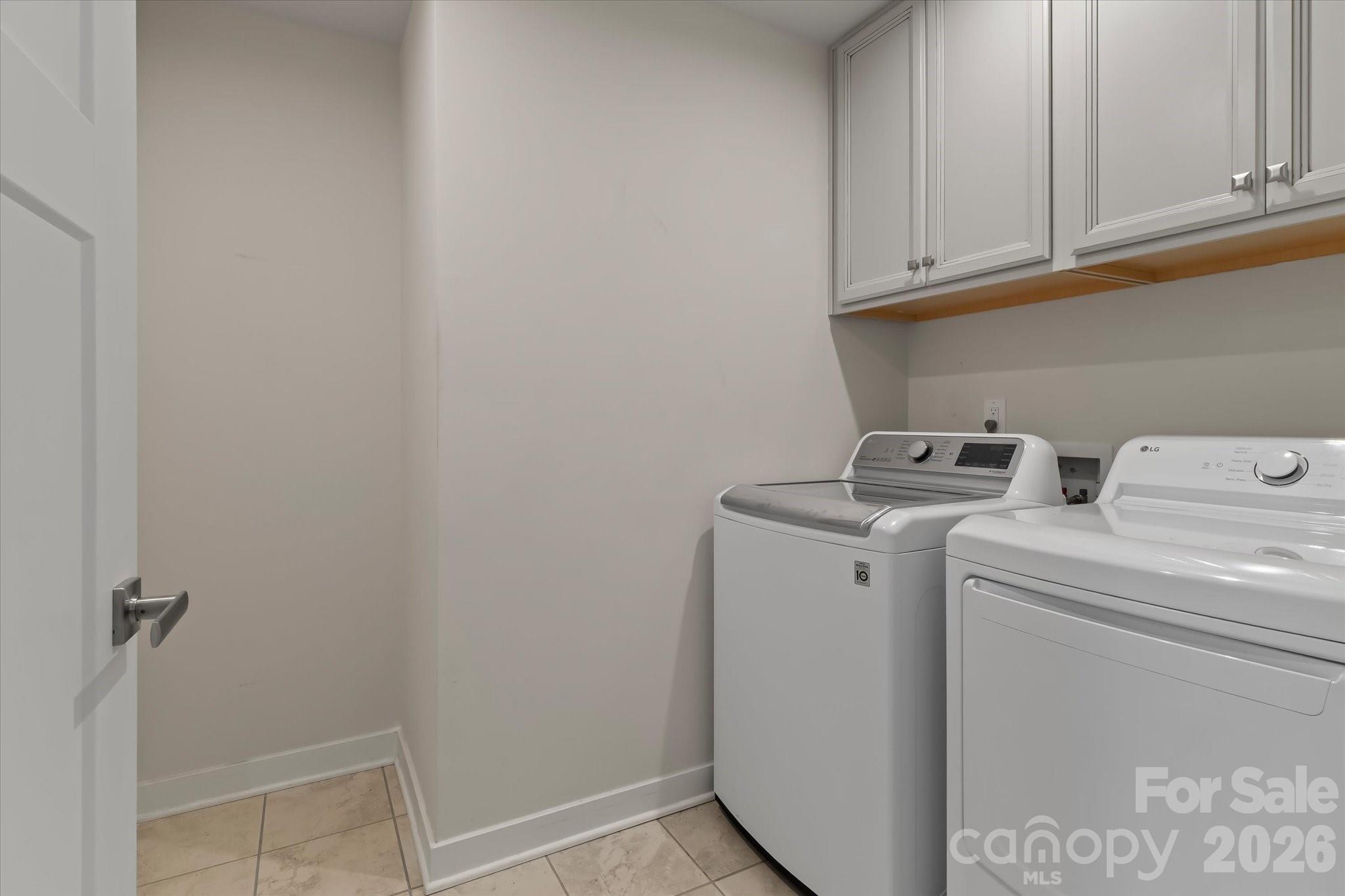 Holcomb Woods - Residential
