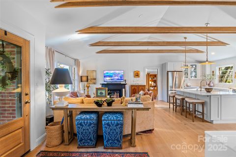 112 Pearson Drive Asheville NC 28801