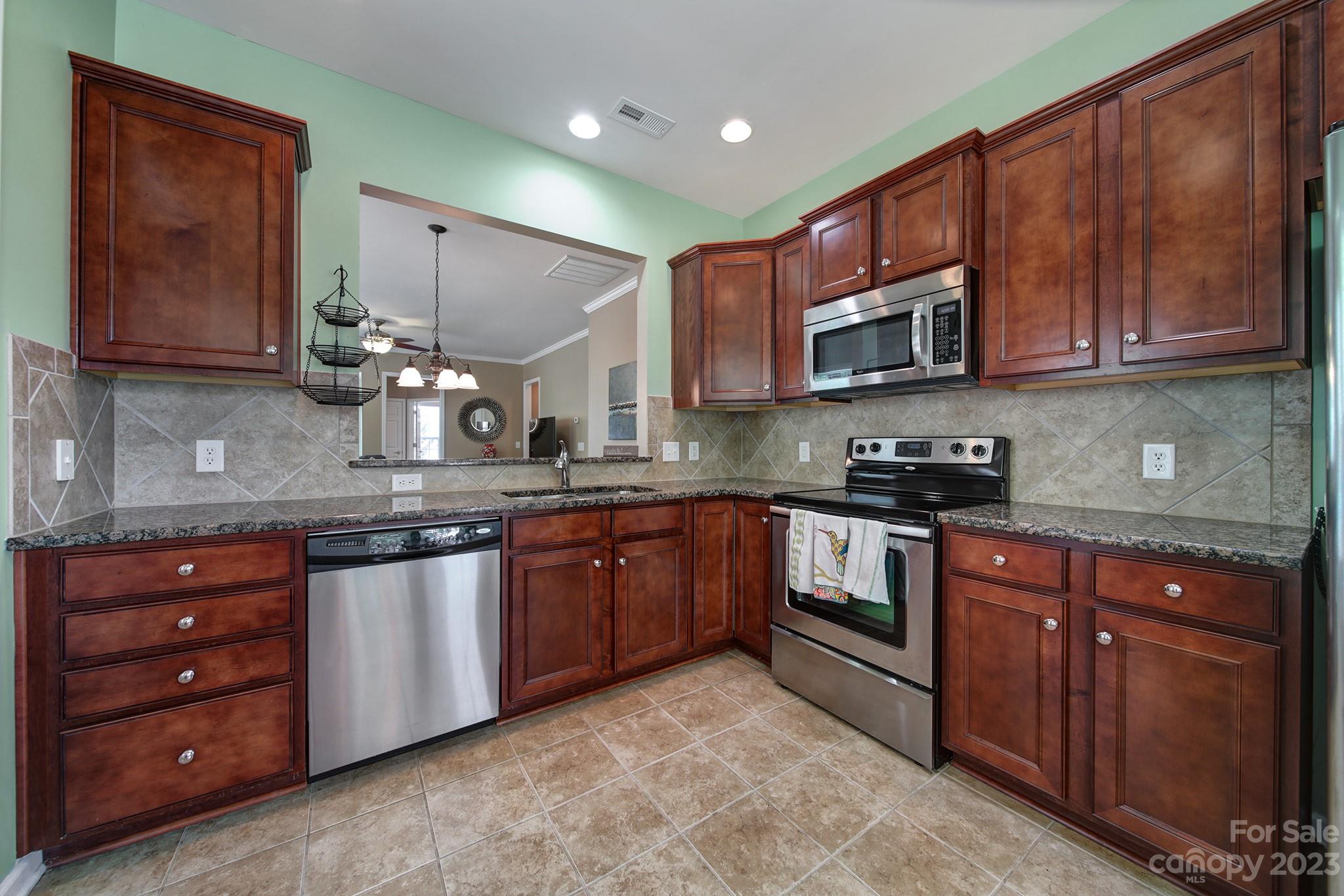 Sun City Carolina Lakes - Residential