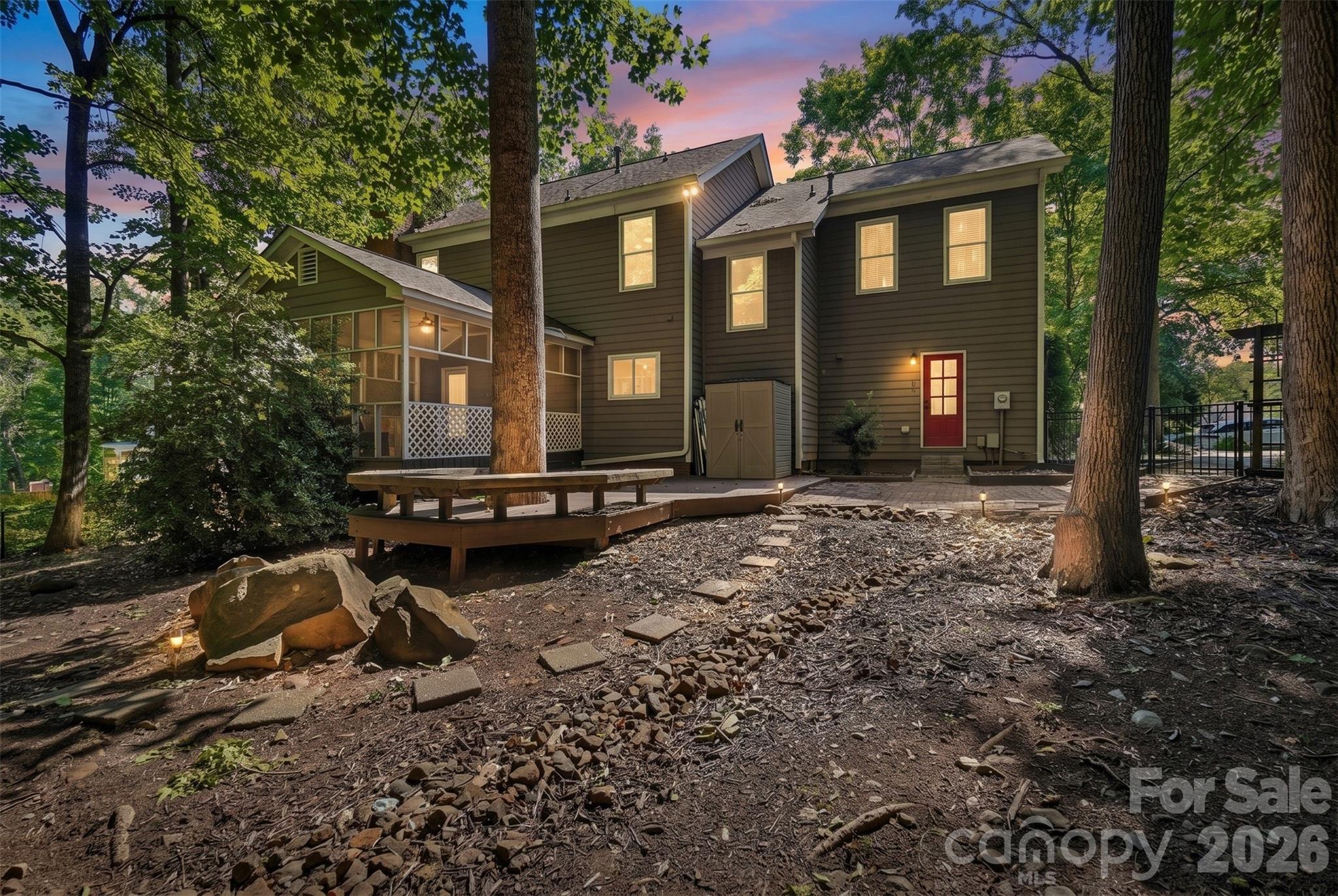 1112 Long Paw Lane