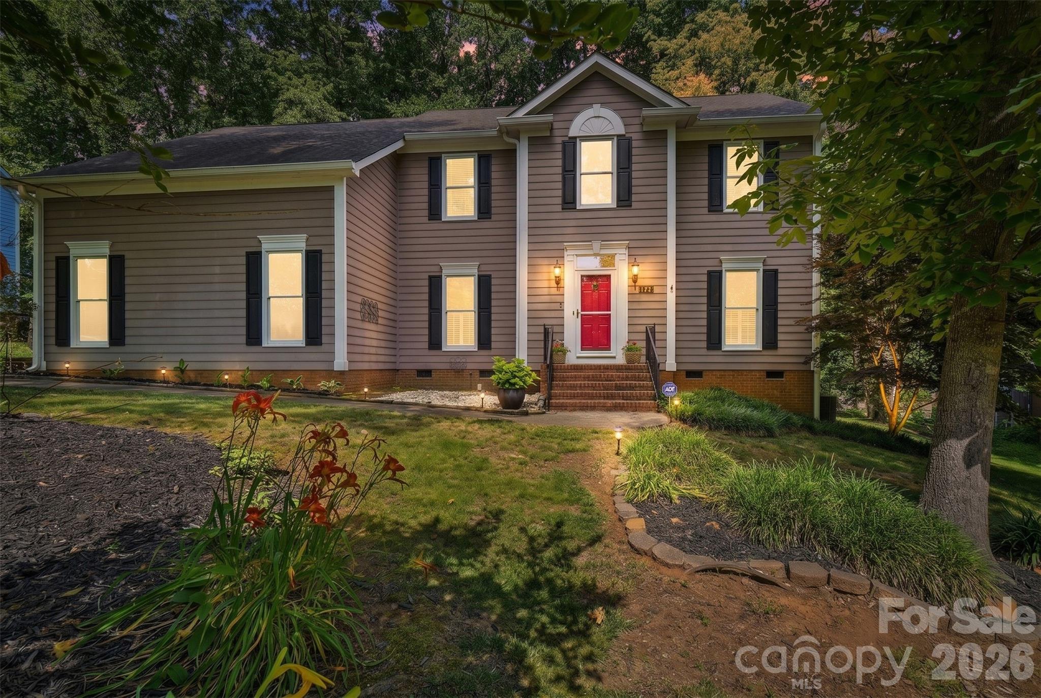 1112 Long Paw Lane