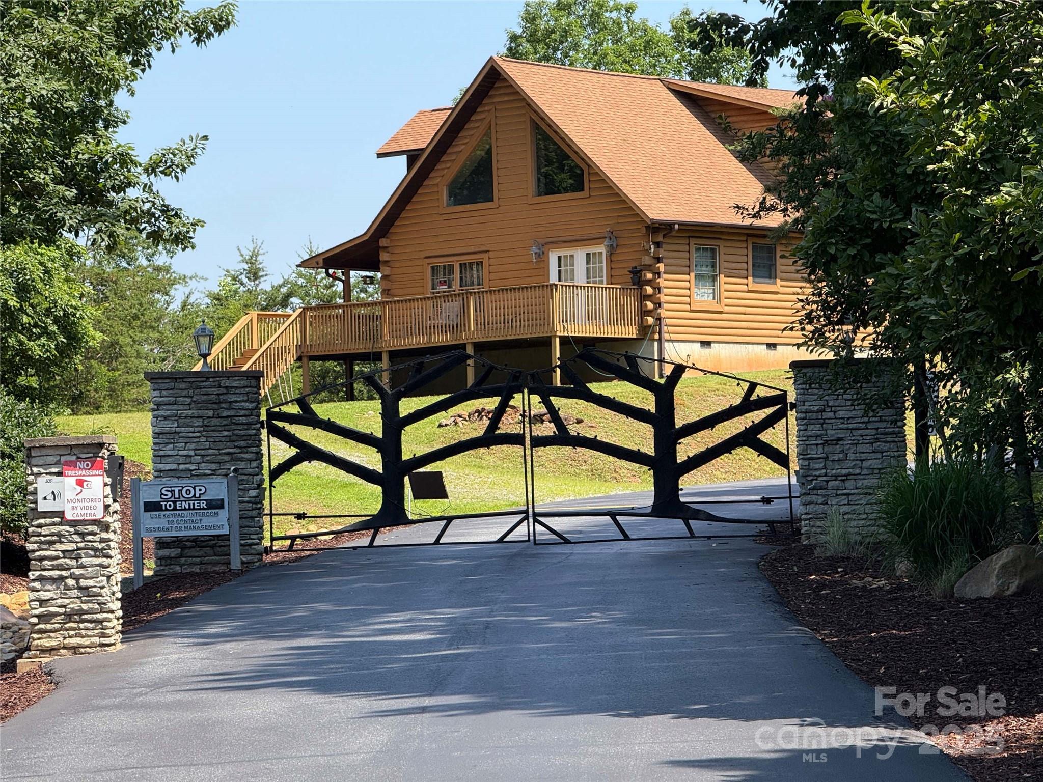 South Mountain Peaks - Land