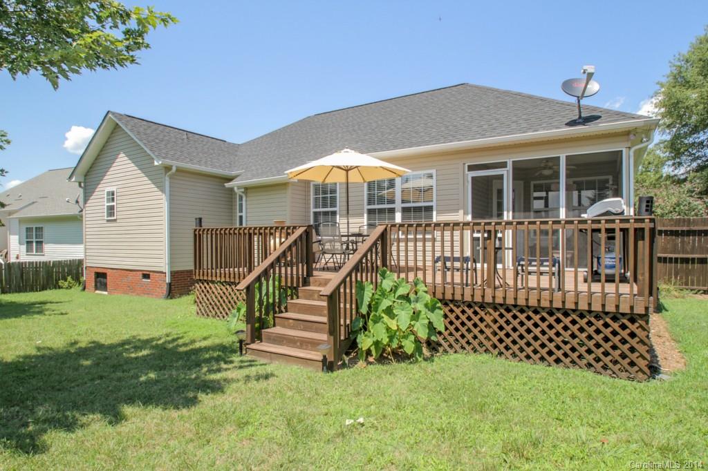 Steele Meadows - Residential