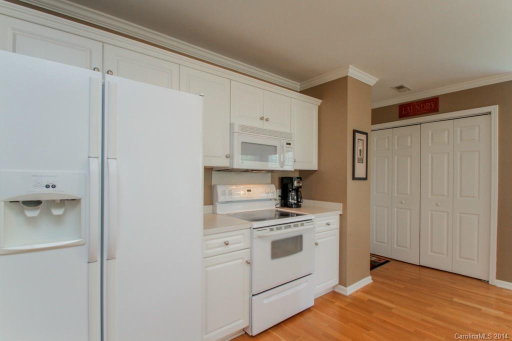 Steele Meadows - Residential