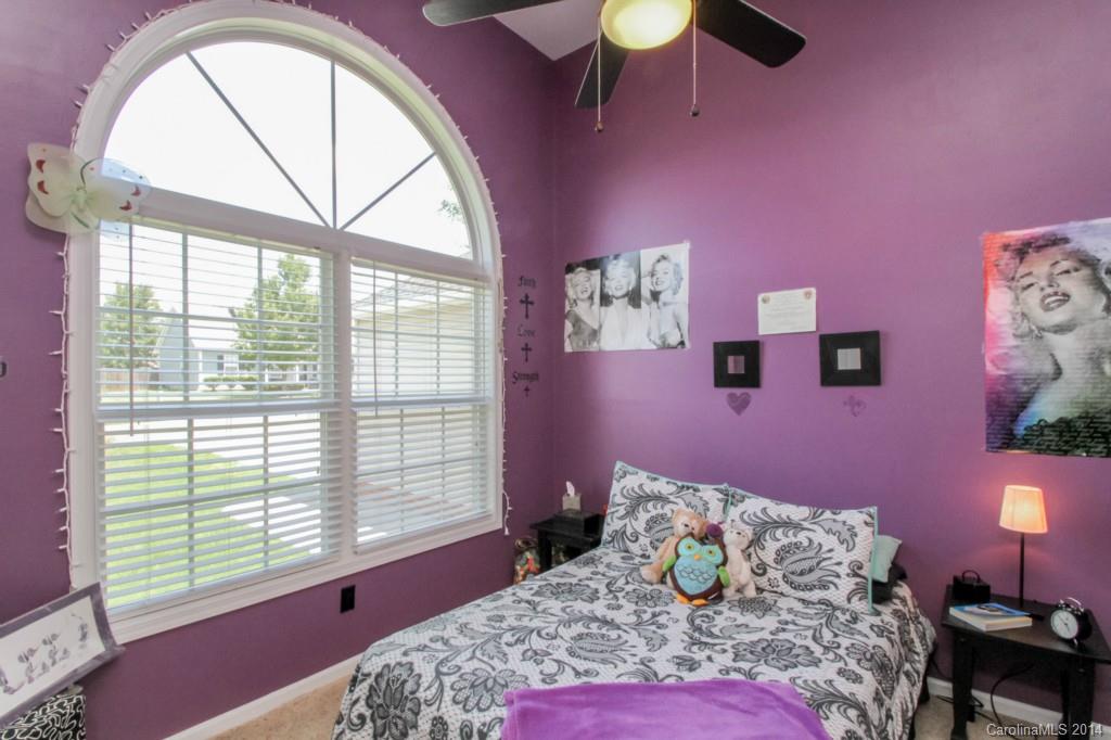 Steele Meadows - Residential
