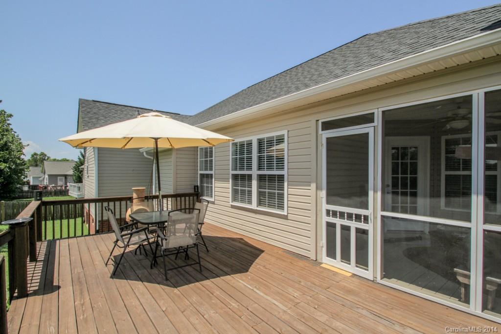 Steele Meadows - Residential