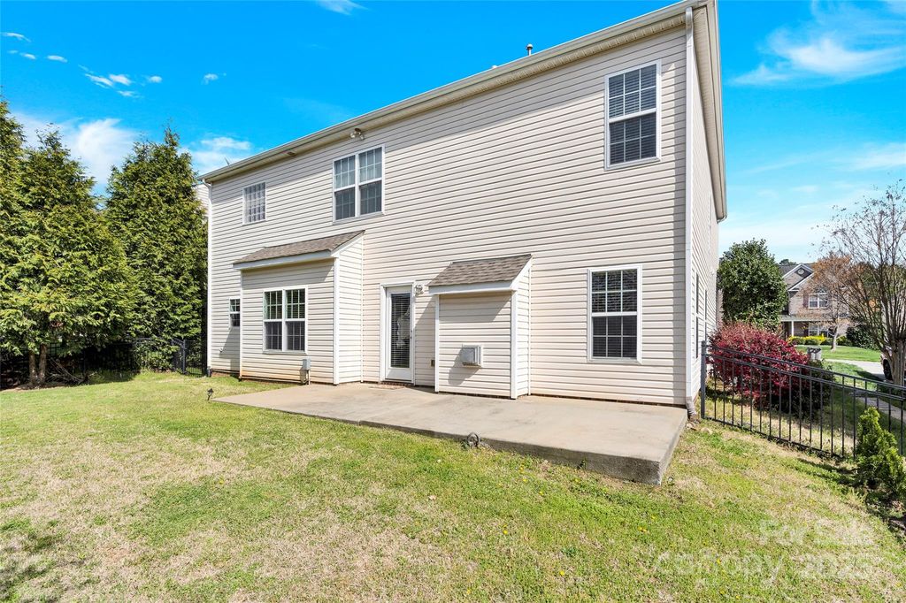 listing image 44