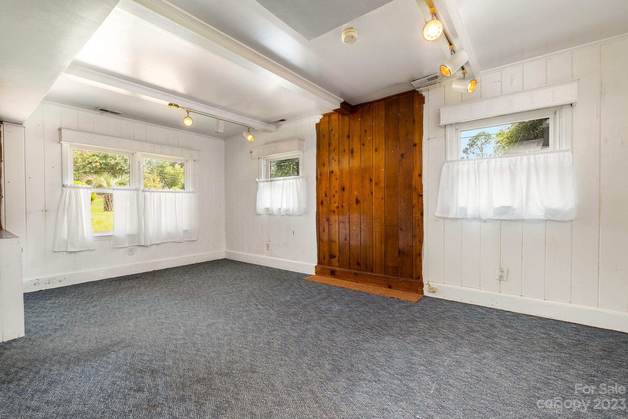 Starmount - Residential