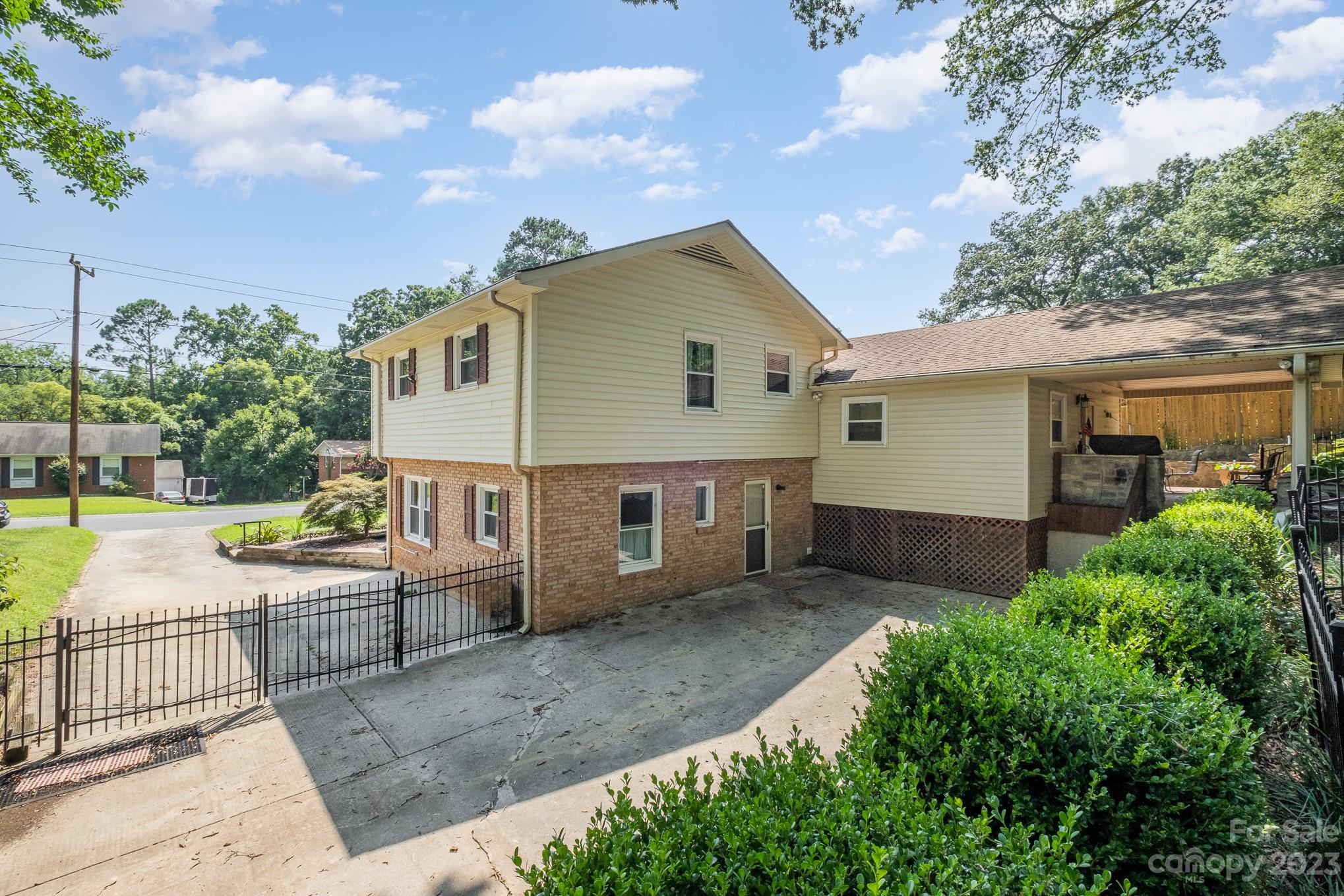Starmount - Residential