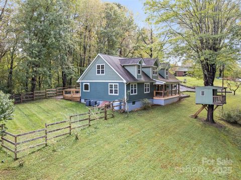 364 Lee Street Sylva NC 28779