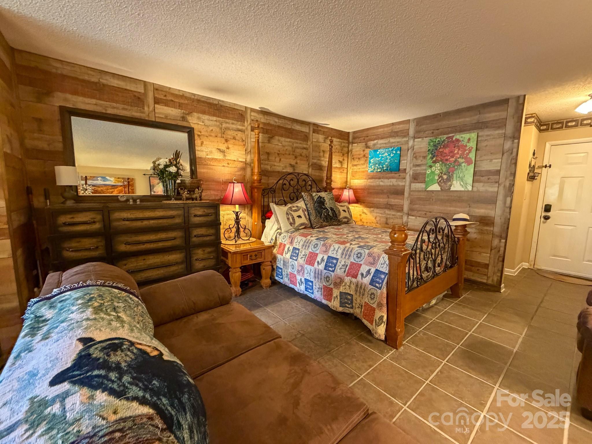 160 Whitney Boulevard 52