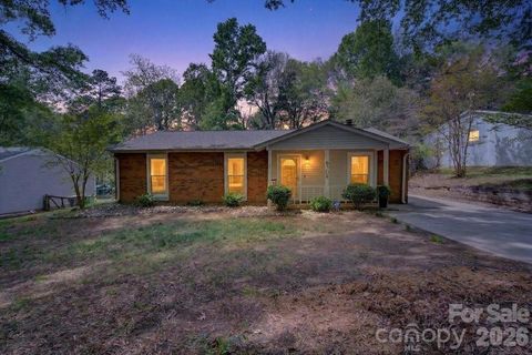 6308 Pineburr Road Charlotte NC 28211