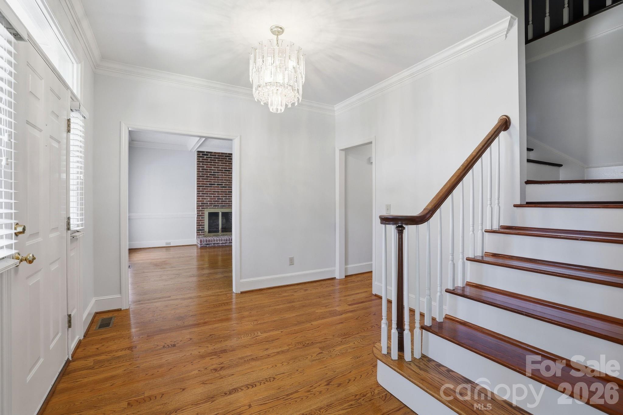 7000 Hollow Oak Drive
