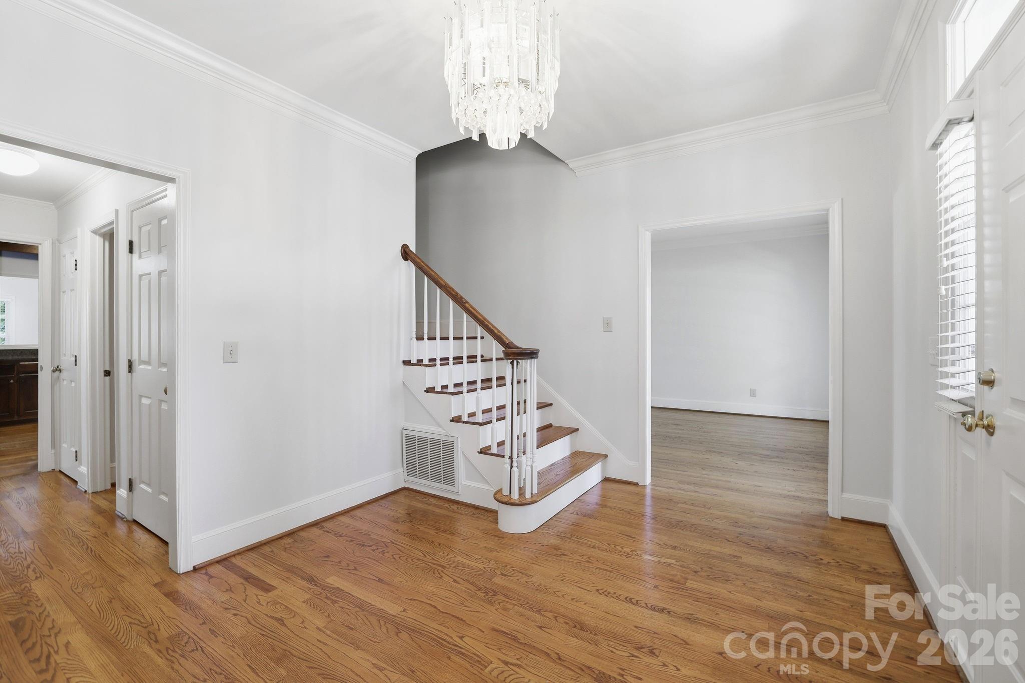 7000 Hollow Oak Drive