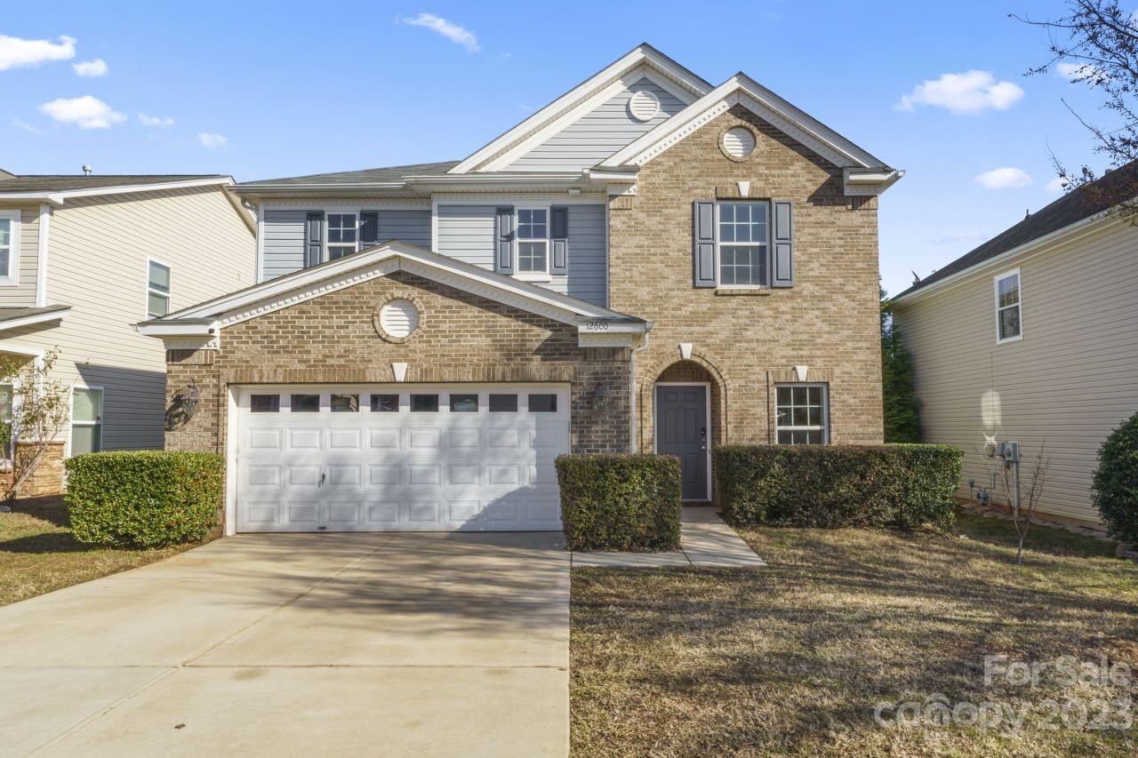 Hamilton Lakes - Residential