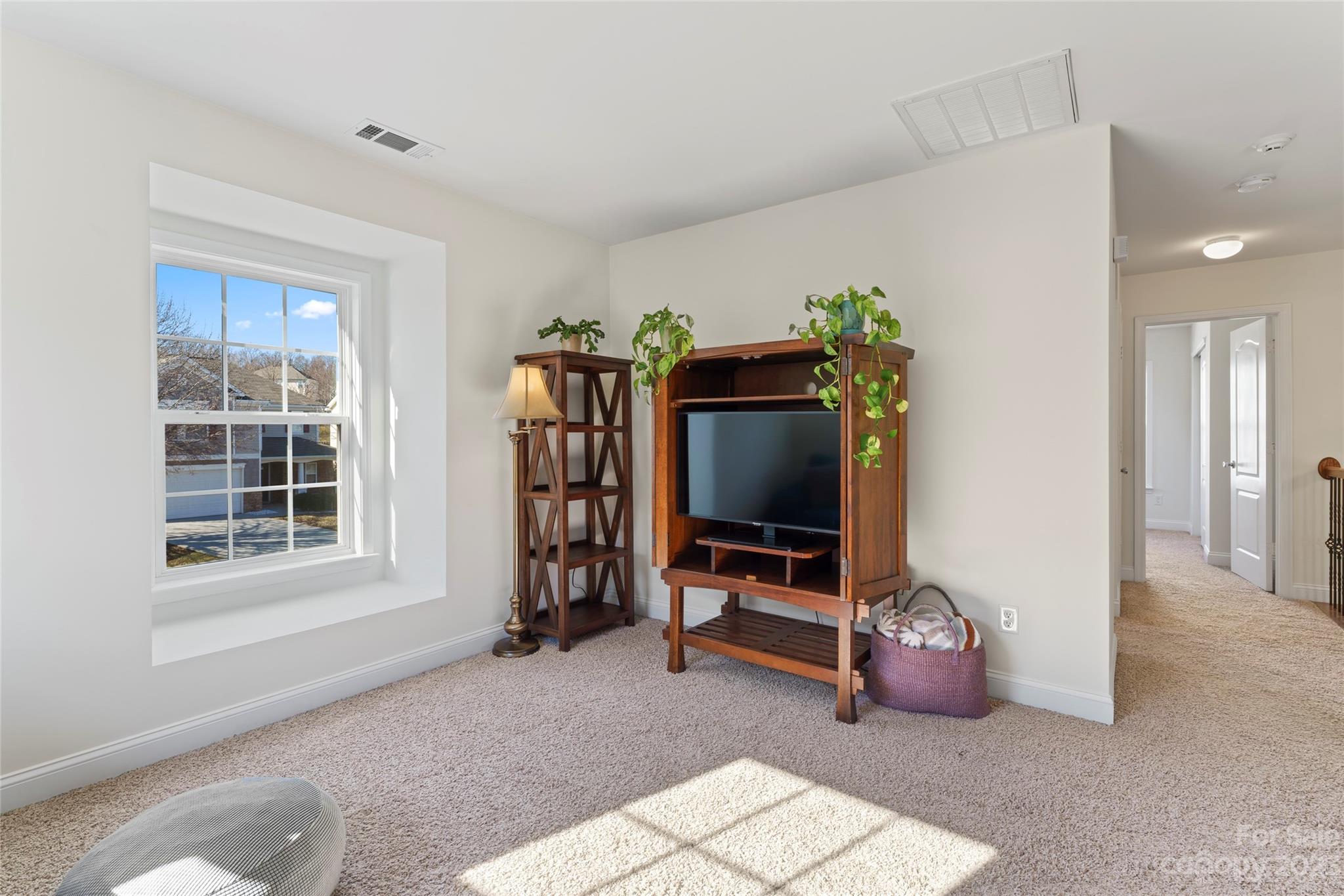 Hamilton Lakes - Residential