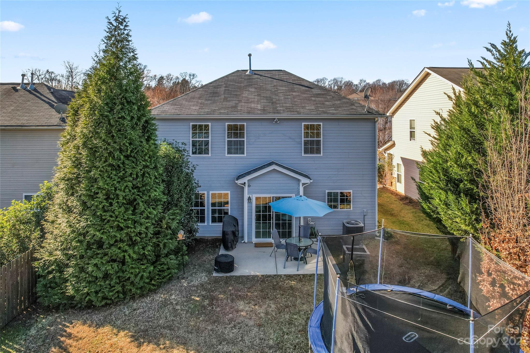 Hamilton Lakes - Residential