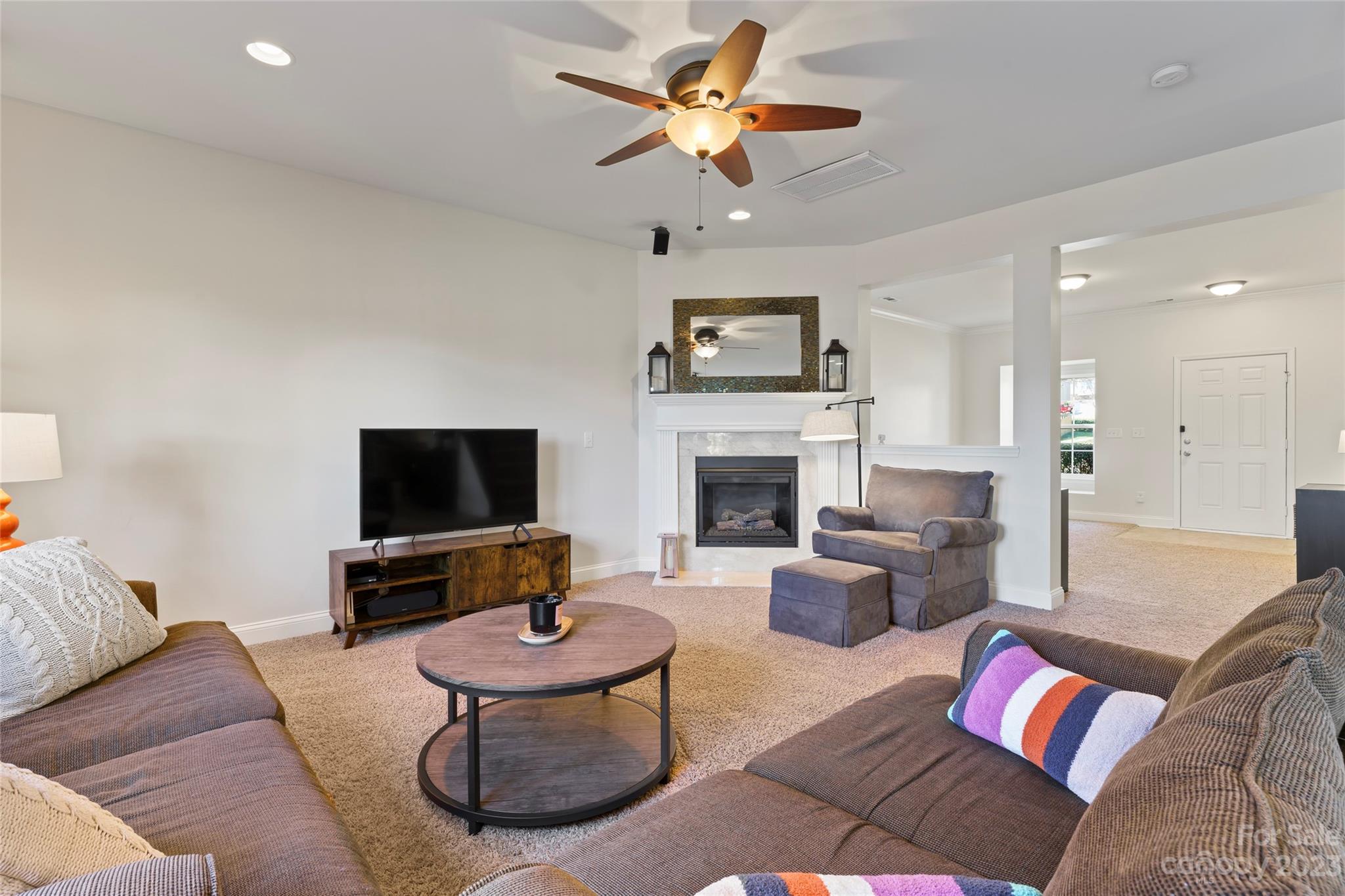 Hamilton Lakes - Residential