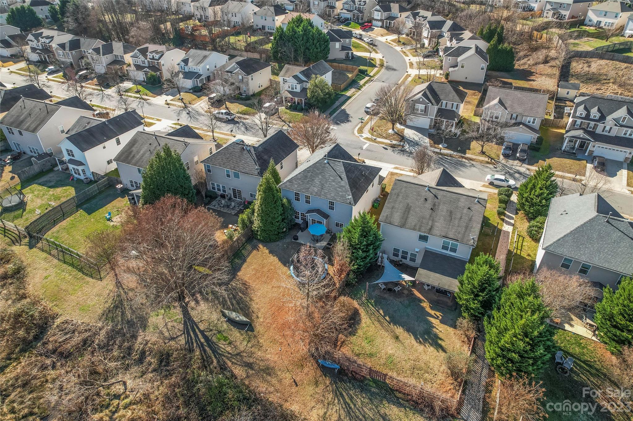 Hamilton Lakes - Residential