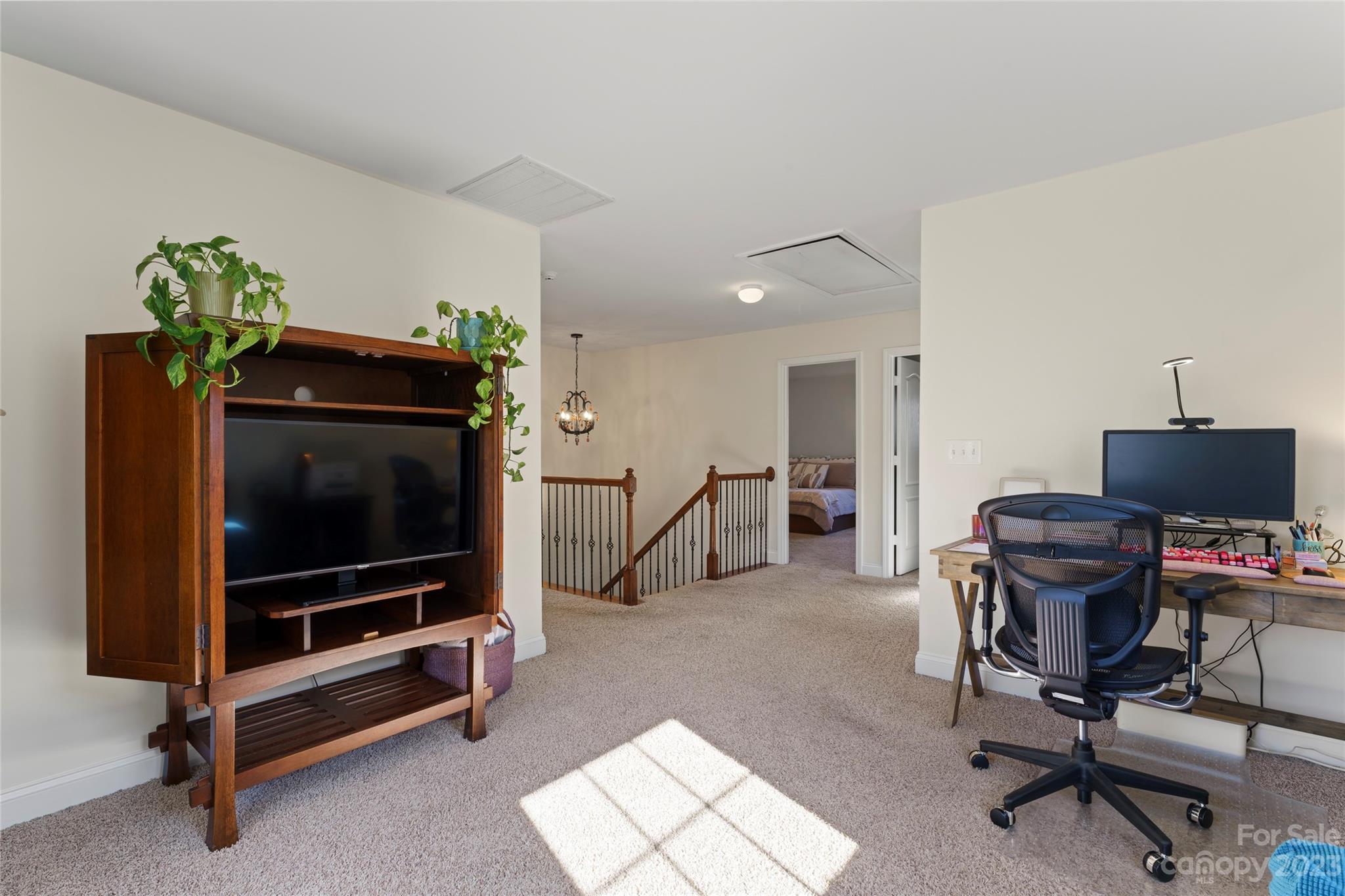 Hamilton Lakes - Residential