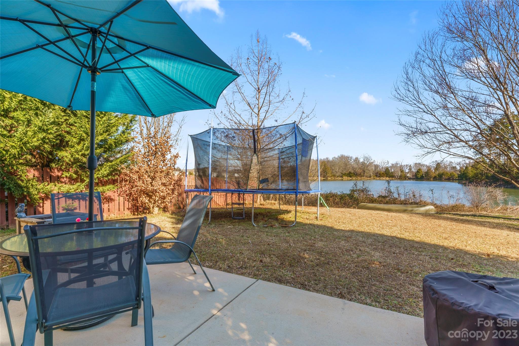 Hamilton Lakes - Residential