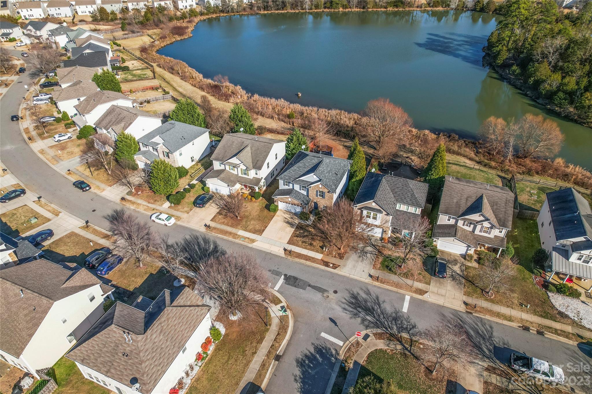 Hamilton Lakes - Residential