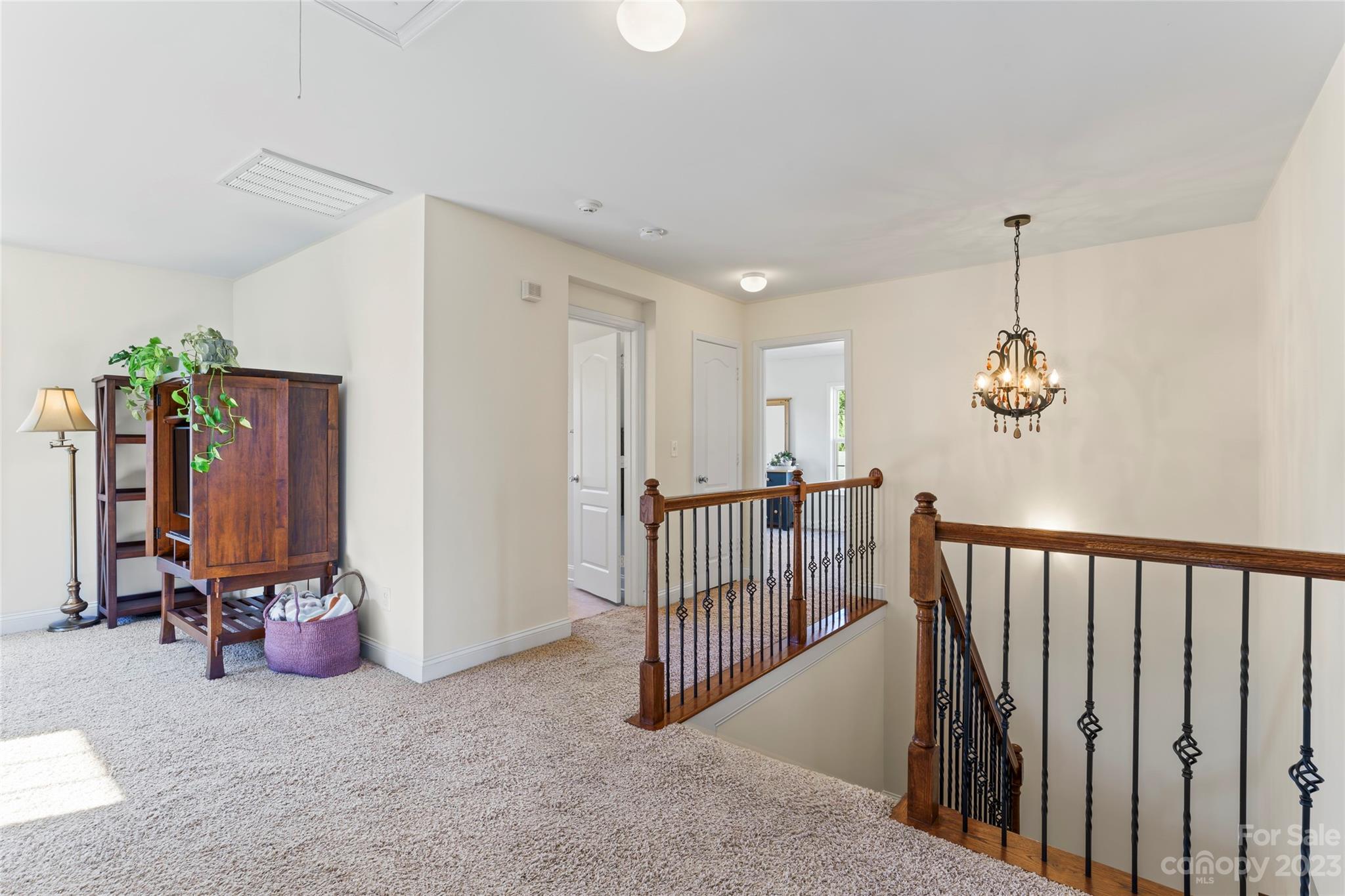 Hamilton Lakes - Residential