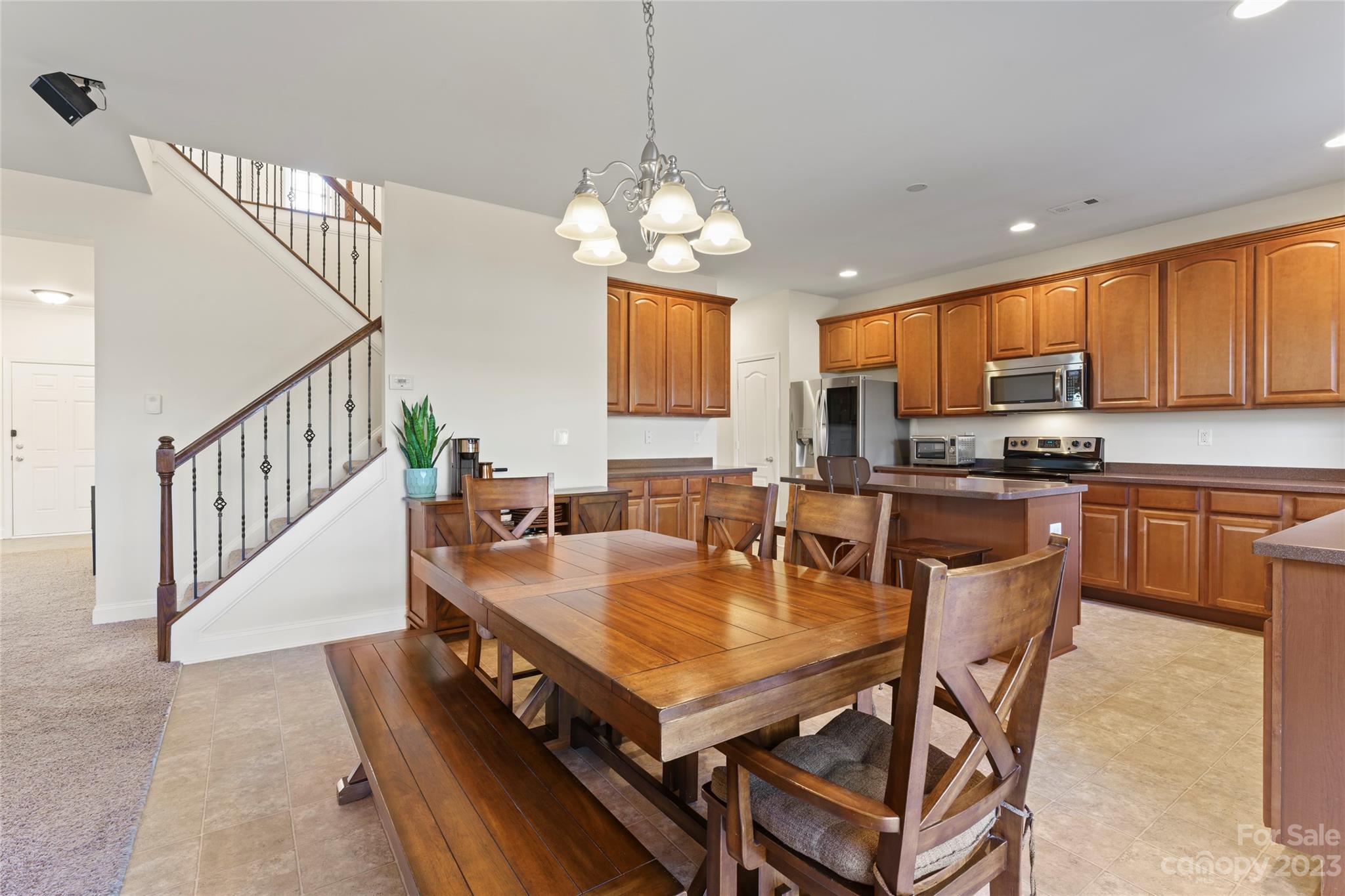 Hamilton Lakes - Residential