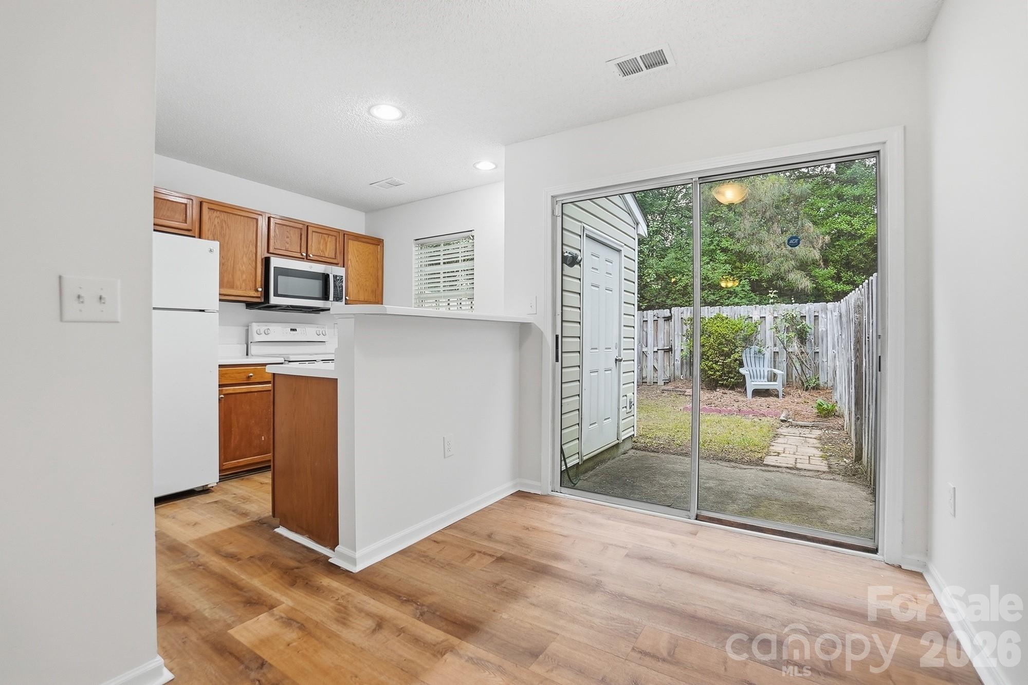 Maplecrest - Residential