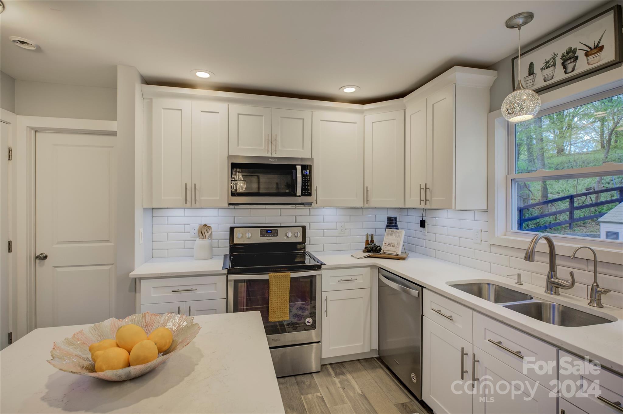 Shadow Lake - Residential