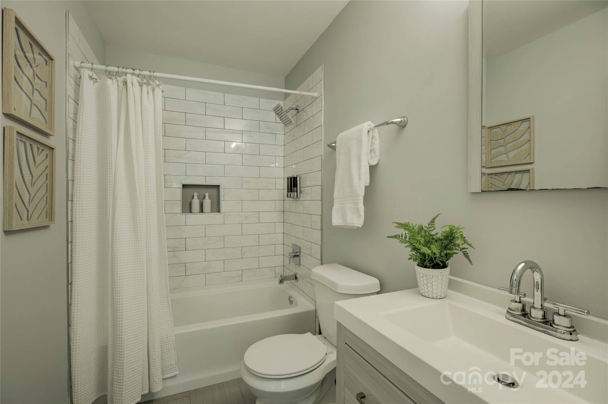 Shadow Lake - Residential