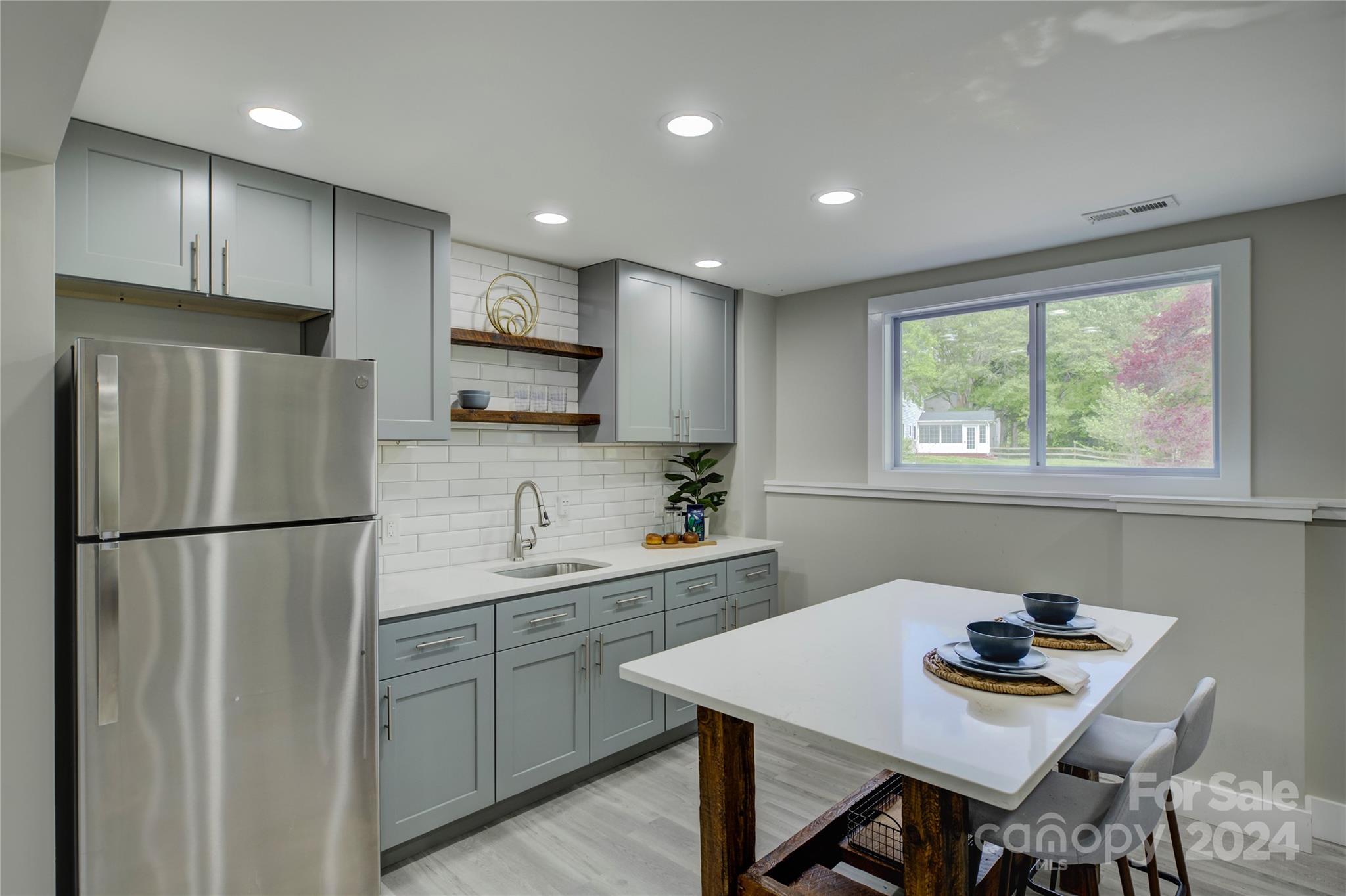 Shadow Lake - Residential