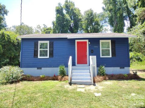 Photo of 1006 Gum Street, Shelby, NC 28150 (MLS # 4370849)